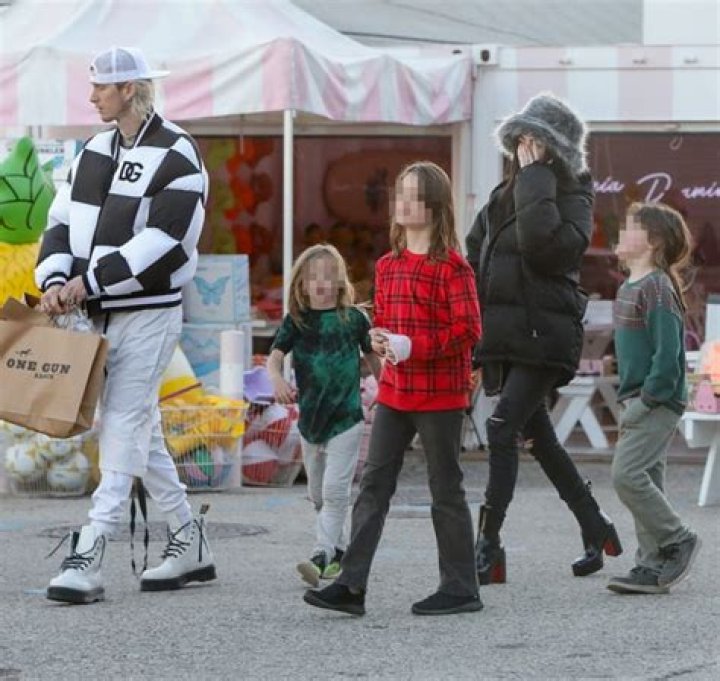 Megan Fox & Machine Gun Kelly Go Shopping With Her 3 Sons Days Before Christmas: Photos