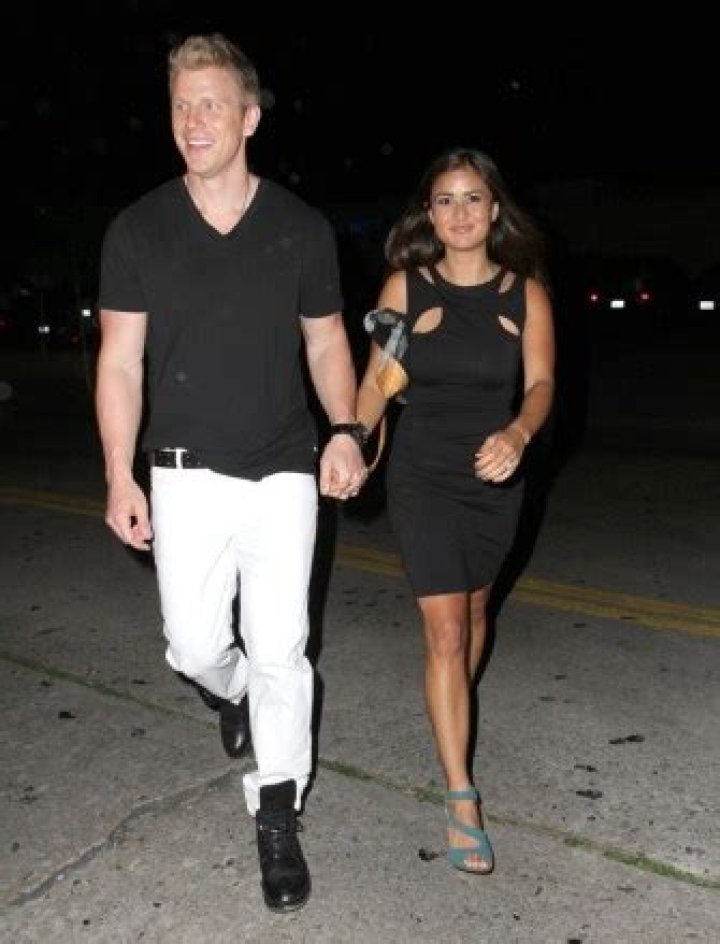 Sean Lowe Makes Catherine Giudici Iron Is Socks – Hollywood Life